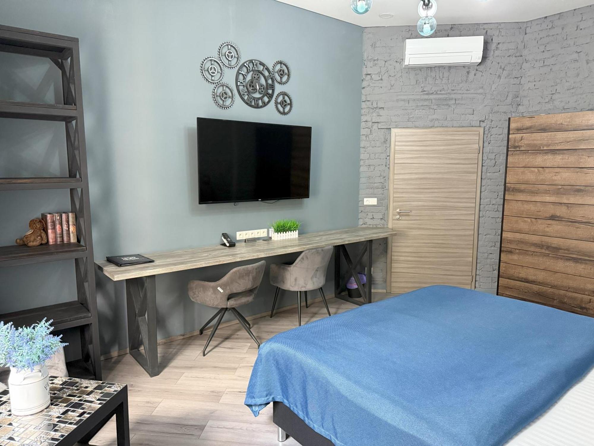 Residence Iron Cube Κάρλοβι Βάρι Εξωτερικό φωτογραφία