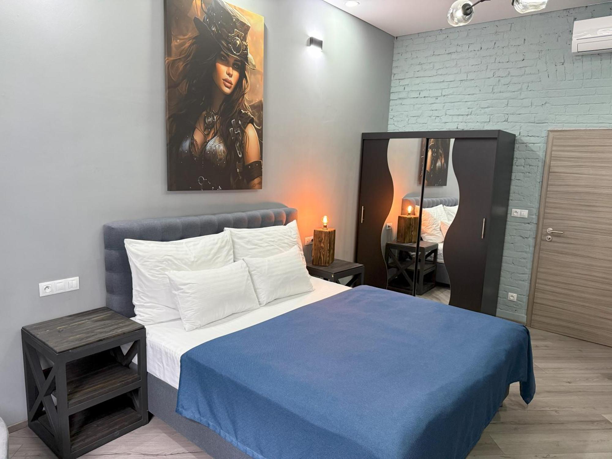 Residence Iron Cube Κάρλοβι Βάρι Εξωτερικό φωτογραφία