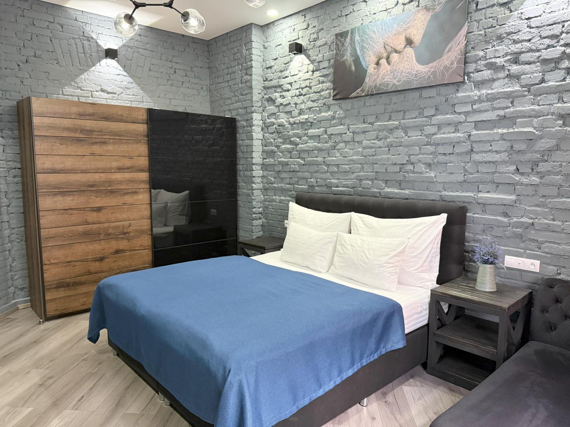 Residence Iron Cube Κάρλοβι Βάρι Εξωτερικό φωτογραφία