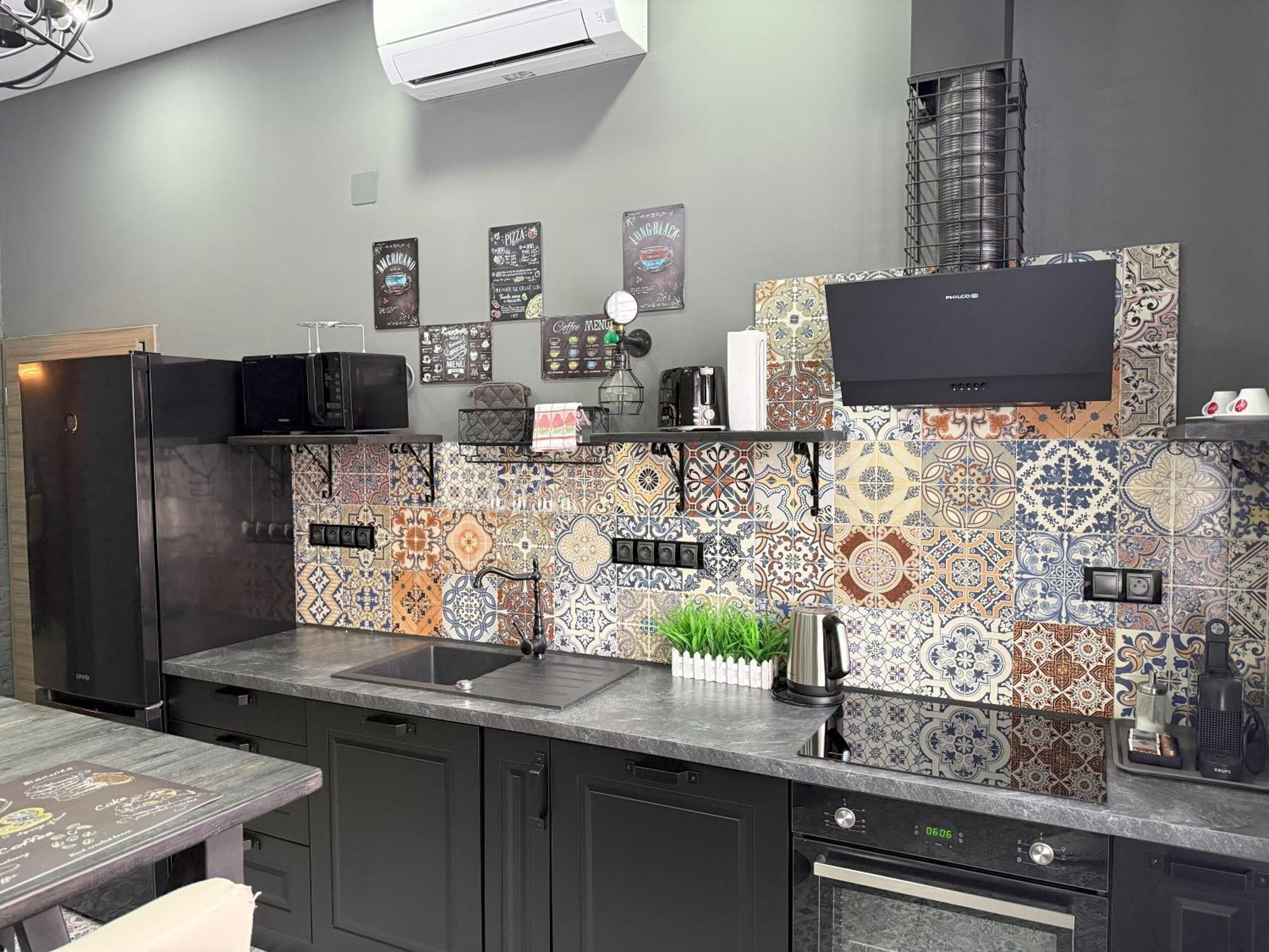 Residence Iron Cube Κάρλοβι Βάρι Εξωτερικό φωτογραφία